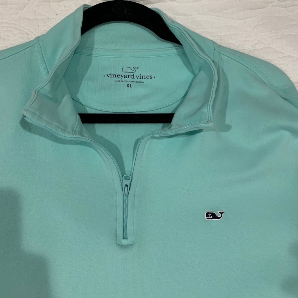 Vineyard Vines Quarter Zip sweater XL